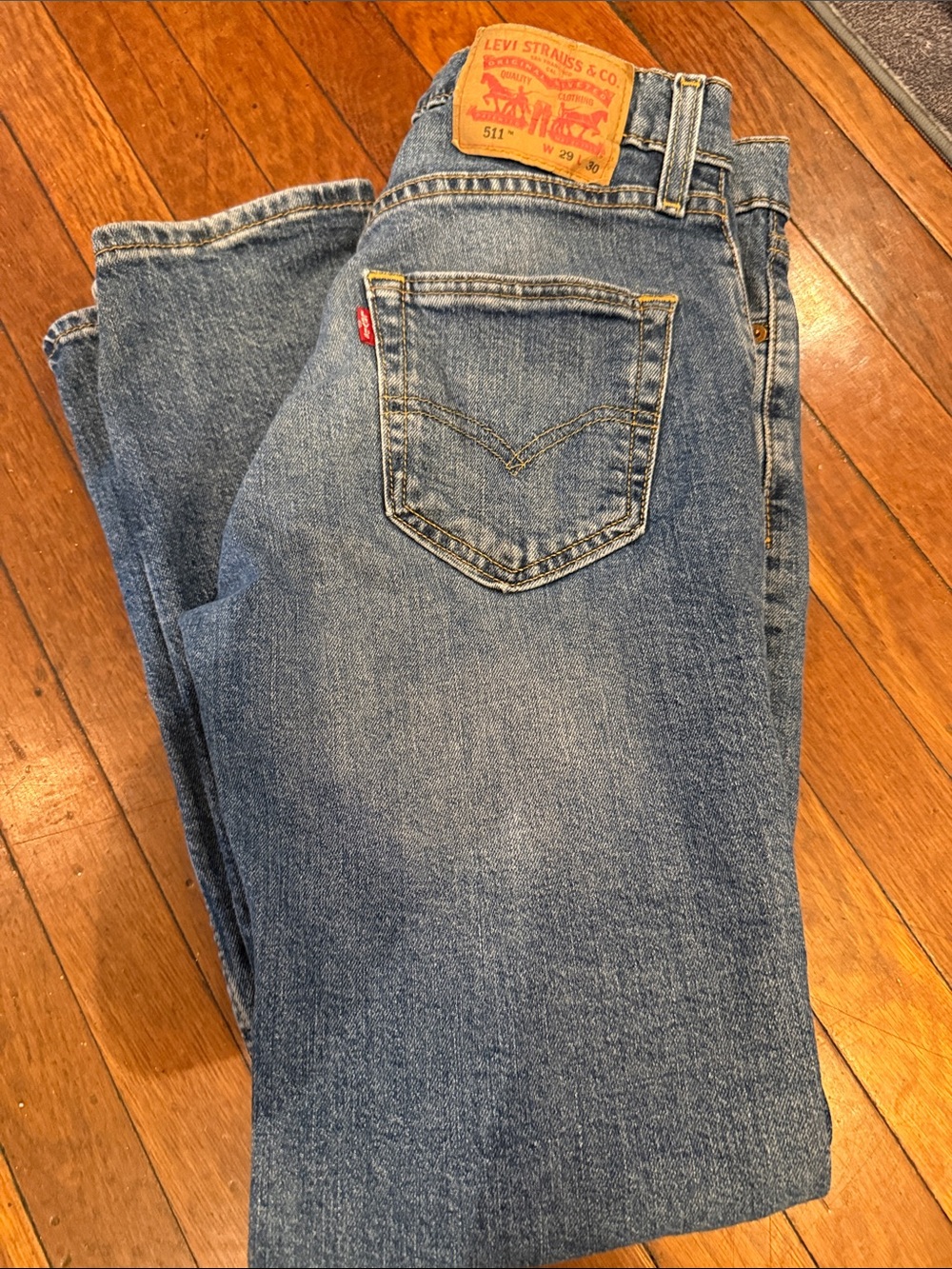 Levi's Straight Fit Jeans - Medium Blue Denim